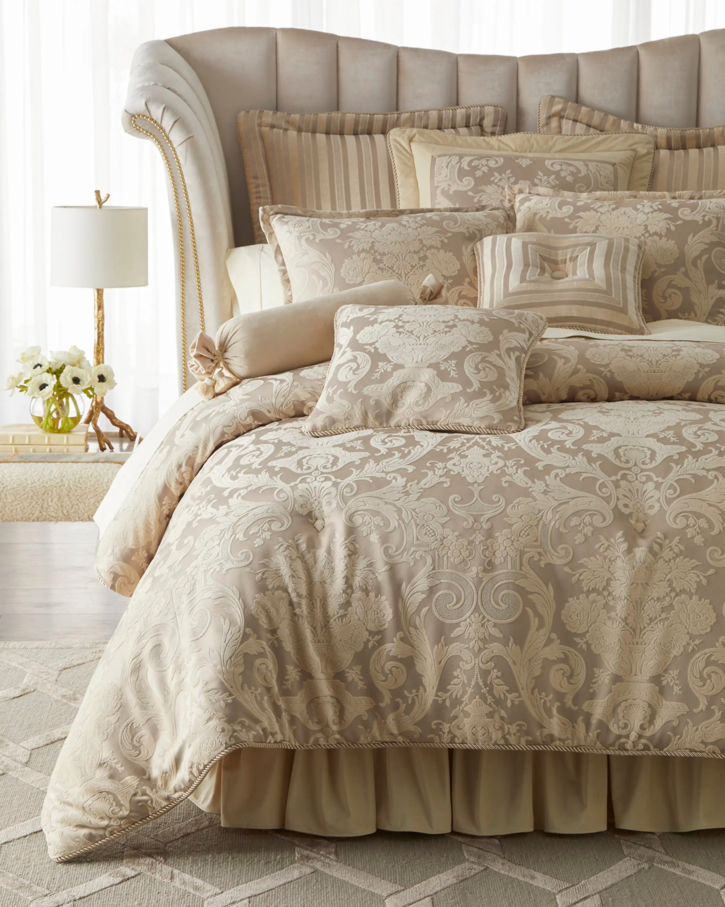 Annabelle Main 20X20 Pillow