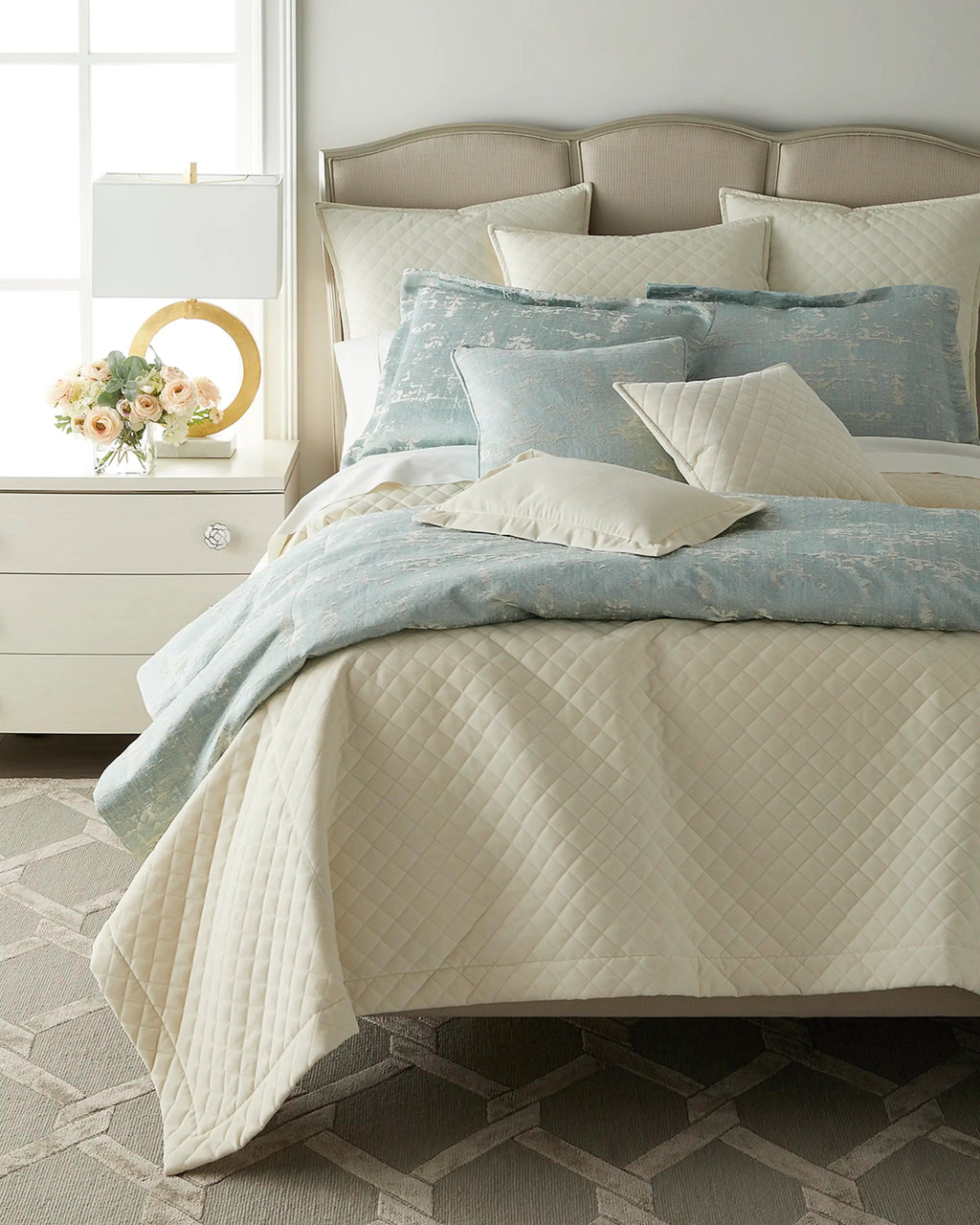 Ava Queen 3 Piece Duvet Set