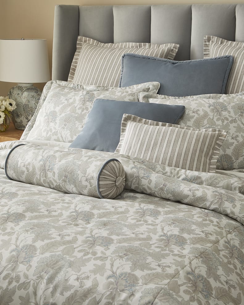 Fibi King 3 Piece Comforter Set