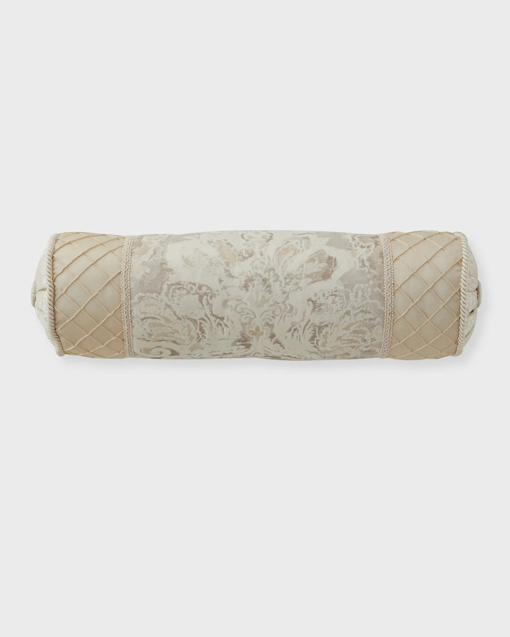 Giselle Neckroll