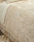 Charlotee King Comforter