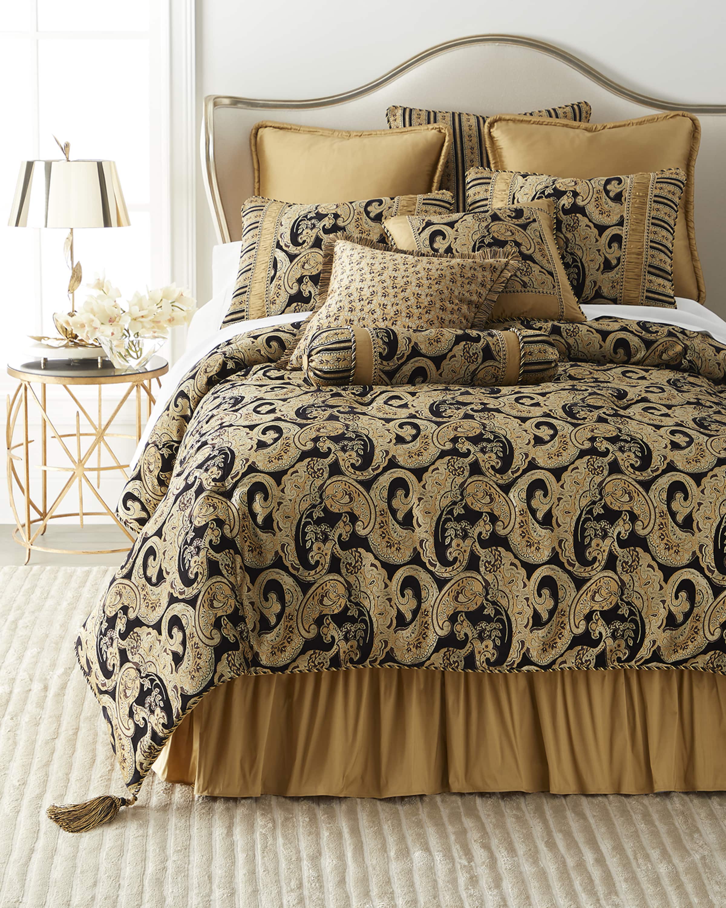 Mira Queen 3 Piece Comforter Set