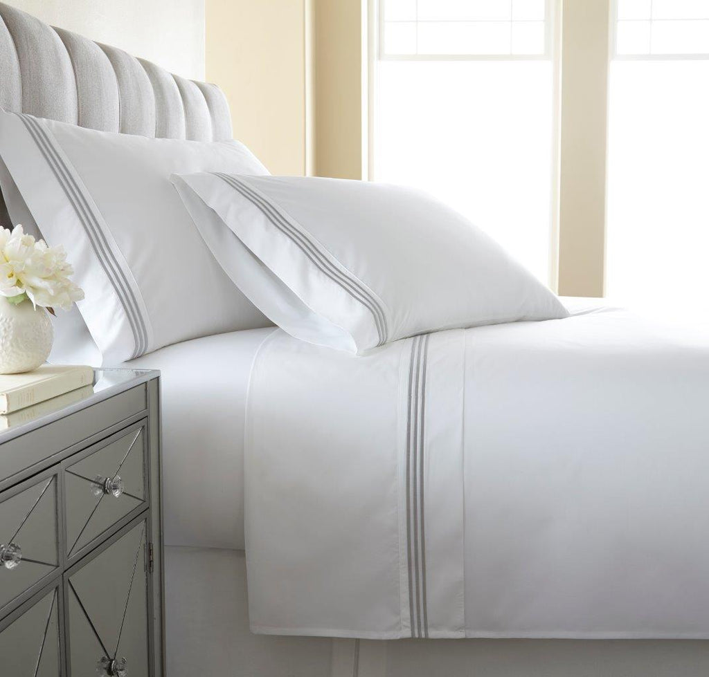 Austin Horn Classics 4 Piece Sheet Set
