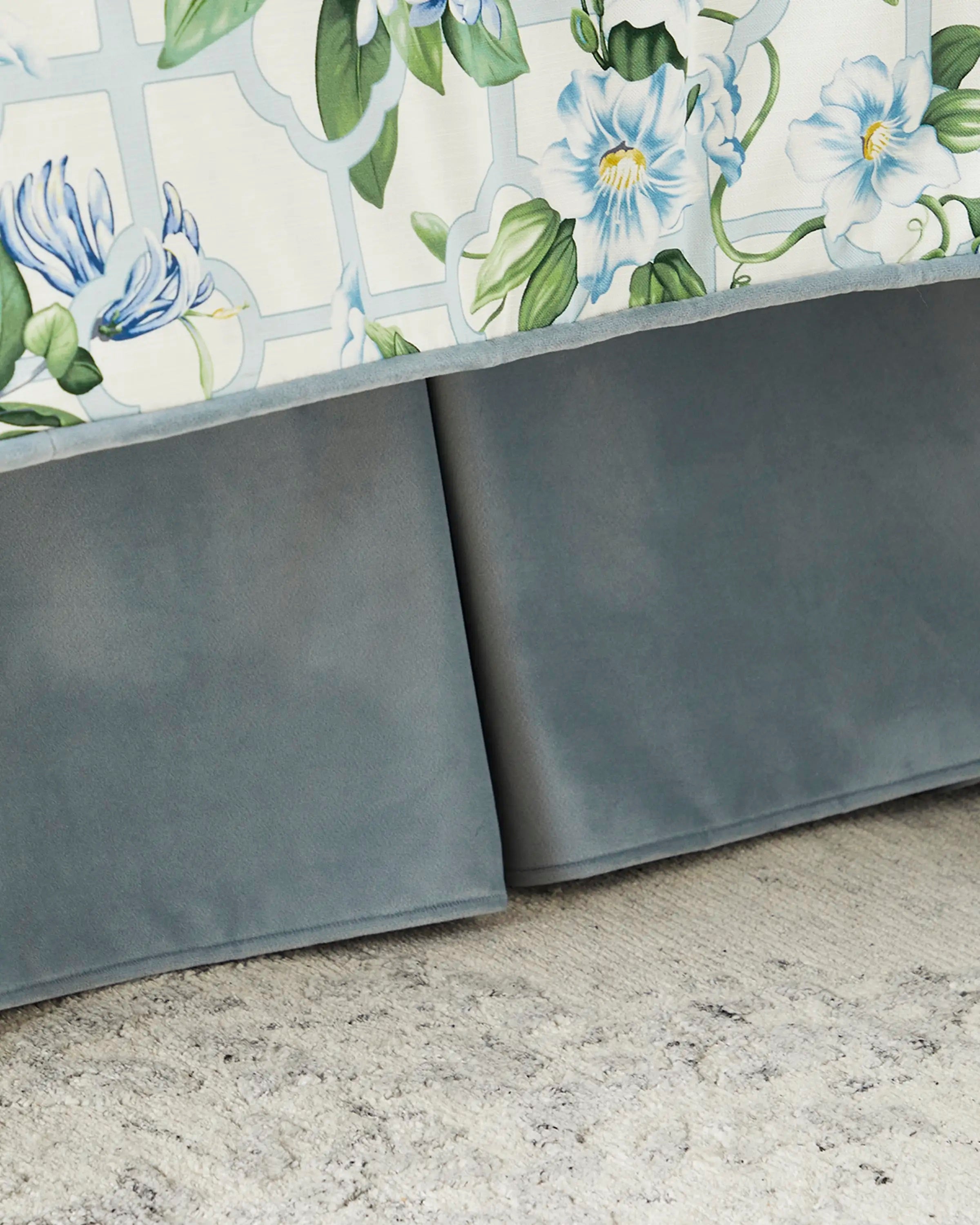 Treillage King Velvet Box Pleat Bed Skirt